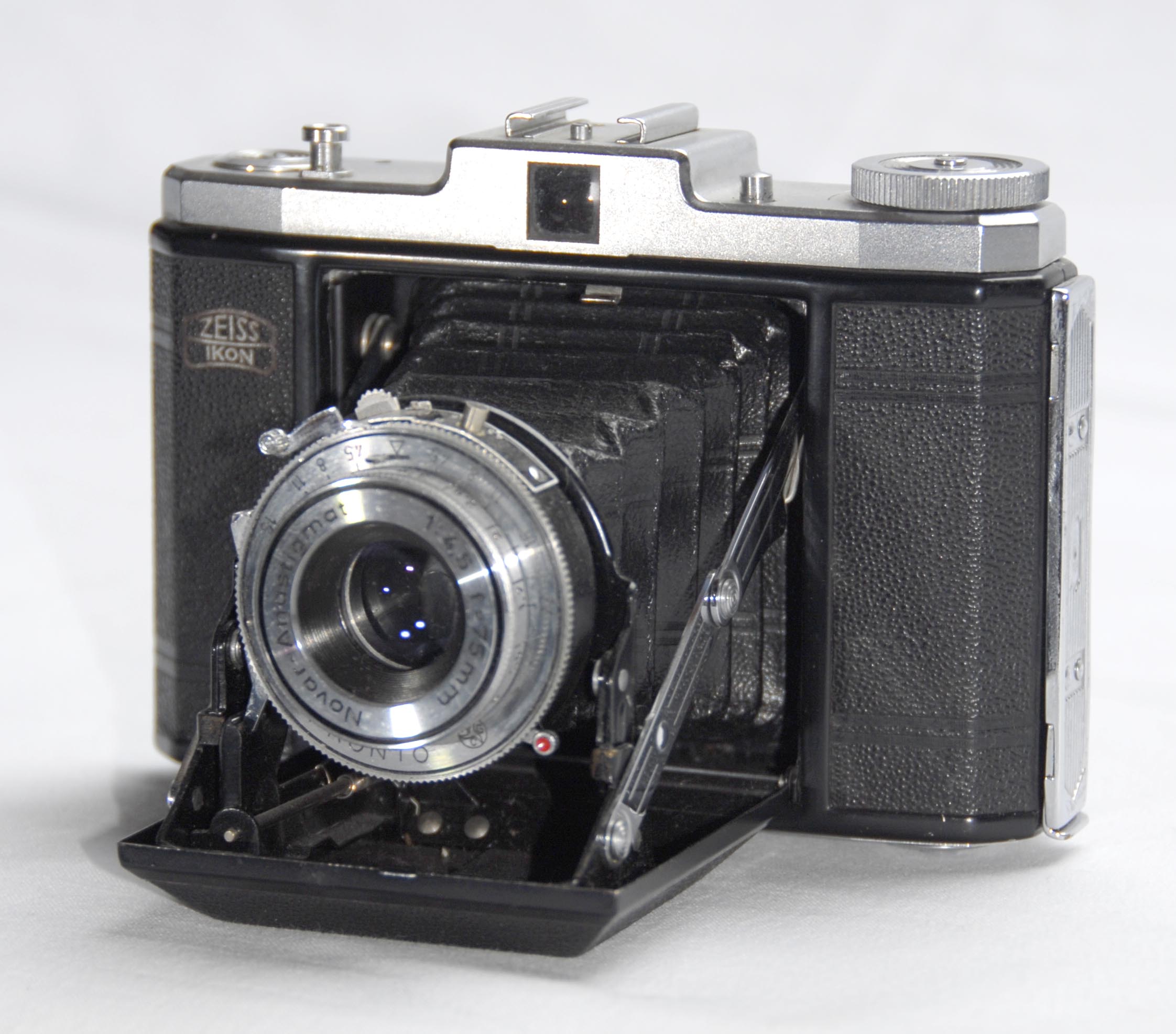 ZEISS IKON NETTAR 518/16 (SIGNAL)